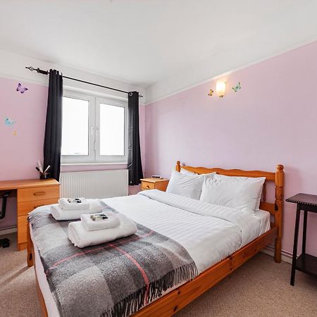 Elegant 1Br Flat With Balcony & City View, Walworth Londra Dış mekan fotoğraf
