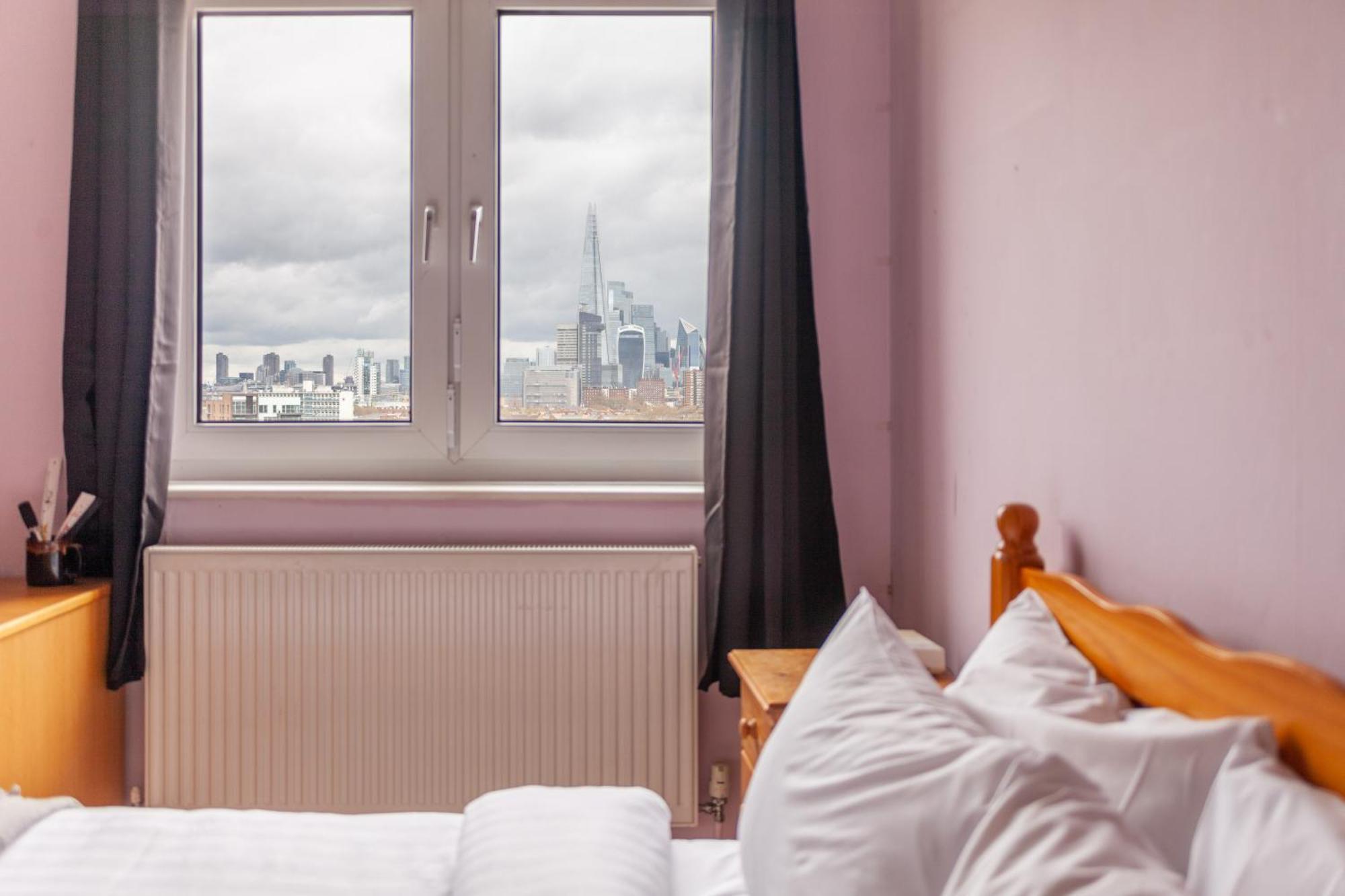 Elegant 1Br Flat With Balcony & City View, Walworth Londra Dış mekan fotoğraf