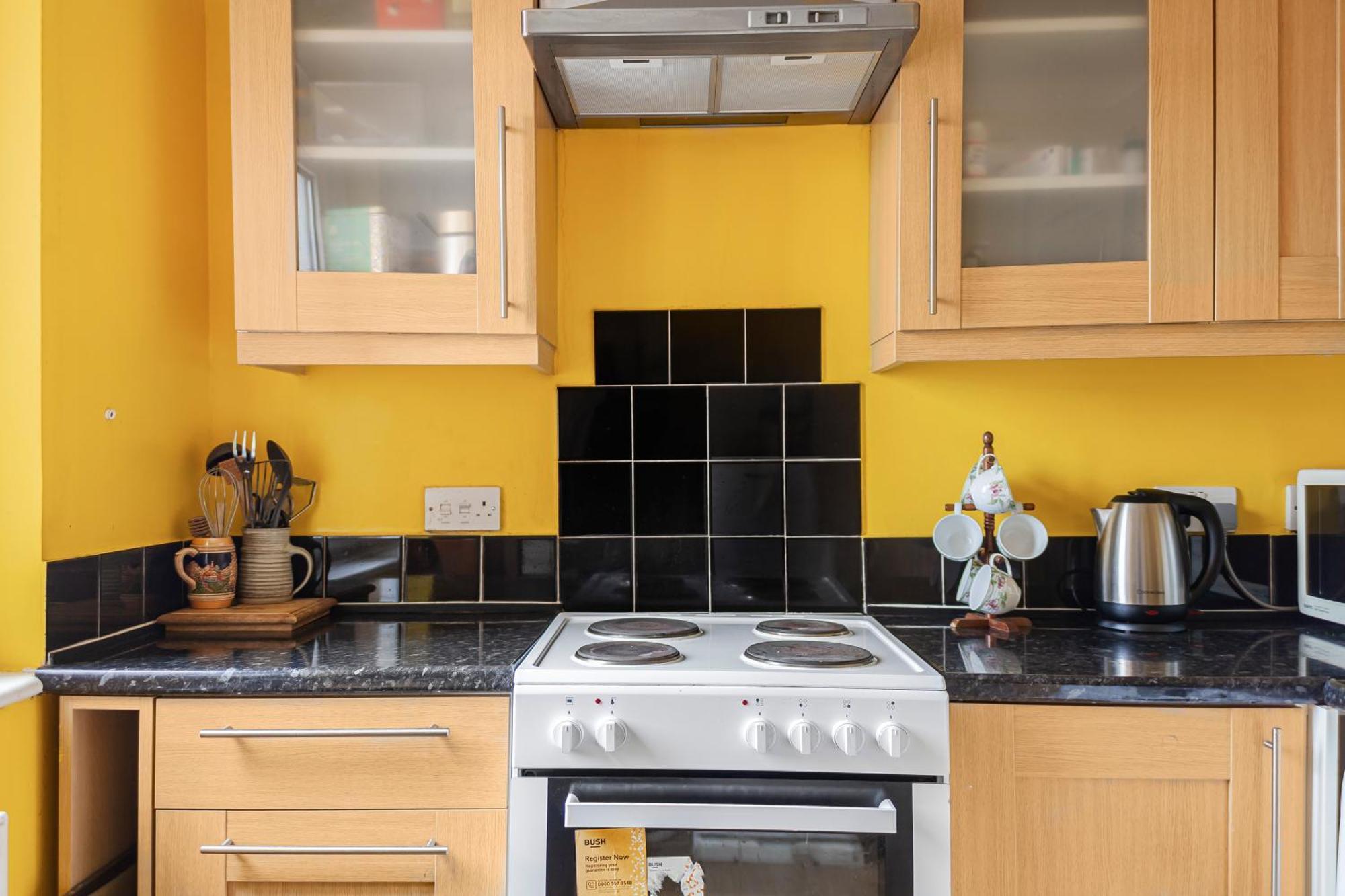 Elegant 1Br Flat With Balcony & City View, Walworth Londra Dış mekan fotoğraf